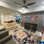 Wakakapackers Penthouse